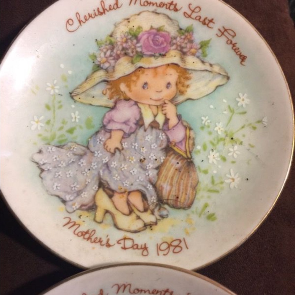 Avon Mother’s Day collectible plates 1981-1986